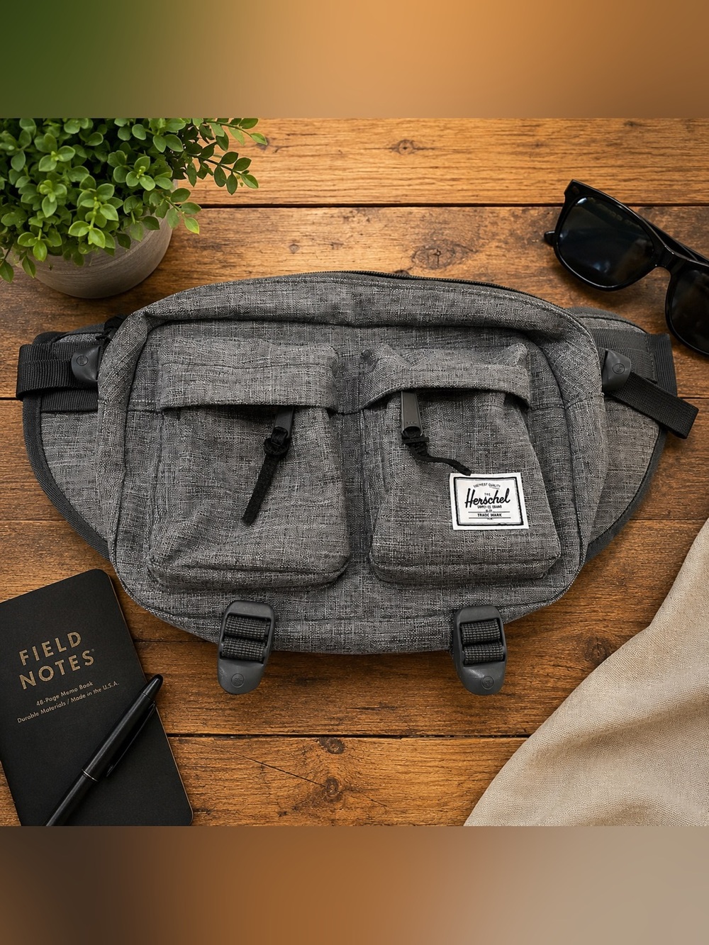 Herschel Supply Co Gray Crossbody Sling Bag Festival Travel Streetwear Unisex